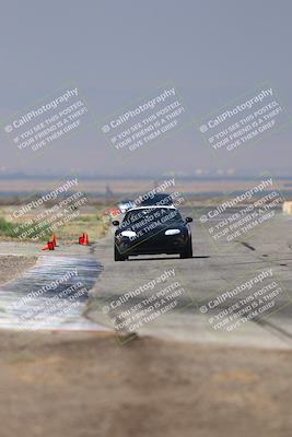 media/Sep-20-2025-Extreme Speed (Sat) [[1fcc23683c]]/Orange (Mid Intermediate)/Session 2 (Sunrise)/